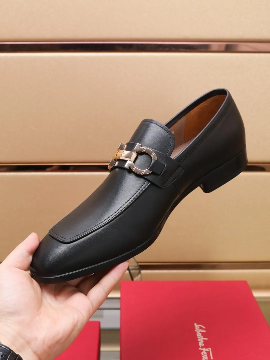 P620💰🔥《Ferragamo》👏Latest • High-end top brand luxury ~ purchasing agency, top quality ~. New fashionable business men's shoes 🔜The uppers are made of original calfskin➕cowhide and lining, with fine workmanship. The original stylish and soft combination wear-resistant and non-slip outsole is light and comfortable on the feet. The real thing looks better in real life. Size: 38/45